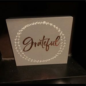 Grateful home decore